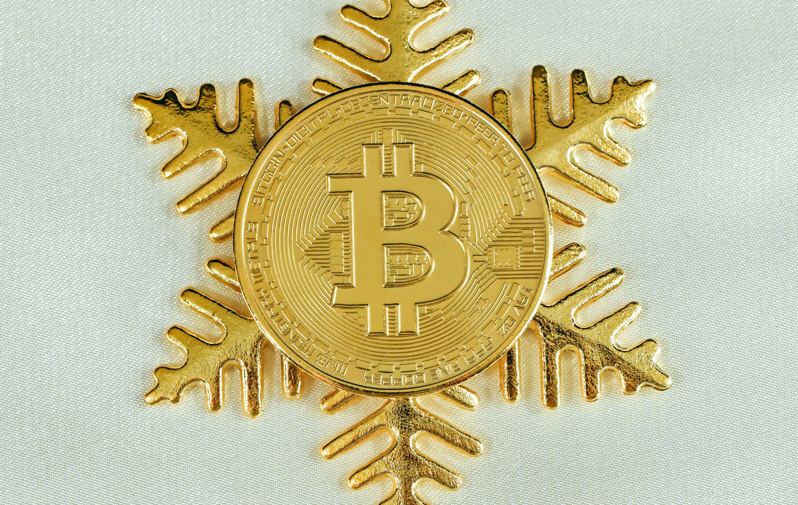 The bitcoin Christmas rally primarily revolves around the months of December until mid-January.